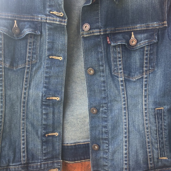 Levi Strauss Jean Jacket - Picture 3 of 5